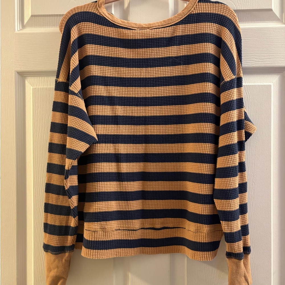 Aerie Waffle Knit V-Neck Top - Picture 3 of 4